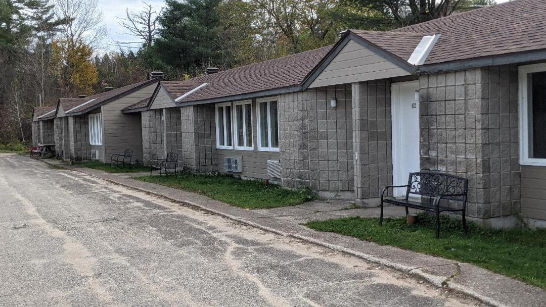 Mattawa Valois Motel & Restaurant מראה חיצוני תמונה